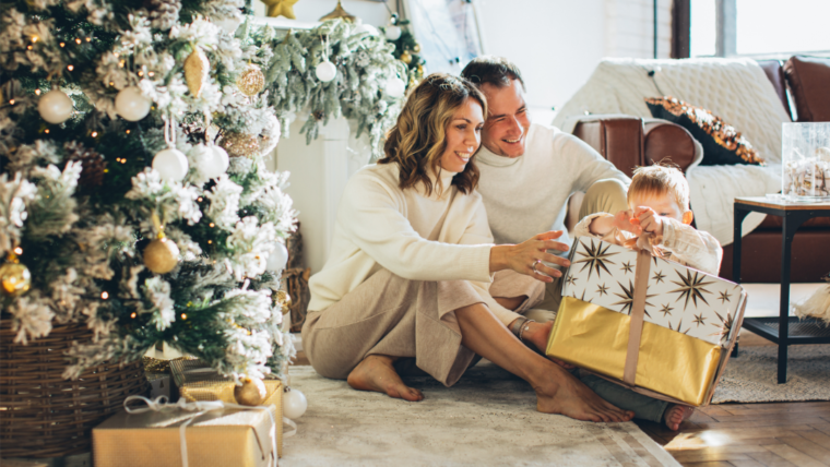 Smart Finance Tips for the Holiday Season: Avoid the Credit Card Hangover